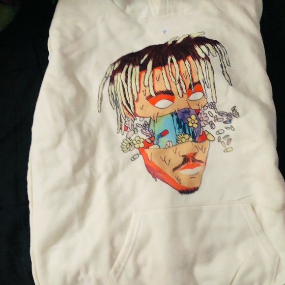 JUICEWRLD GRAPHIC SWEATSHIRT - Picture 2 of 3